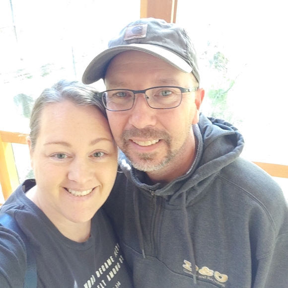 Meet your Posher, Alyssa - Picture 3 of 5